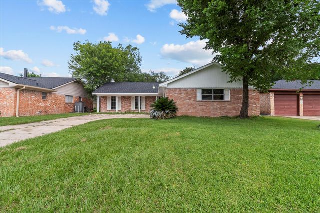 239 Andorra Ln — Woodforest Sec 17 R/P