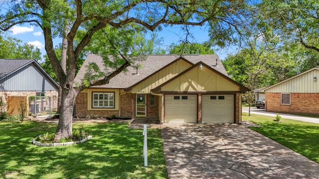 5918 Par Four Dr — Inwood Forest Sec 02
