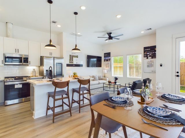 3008 Jensen Springs Ln — Jensen Landing