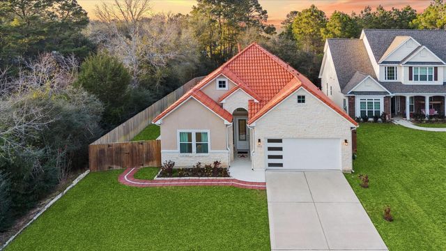 532 Carrell St — Tomball Carrell Street