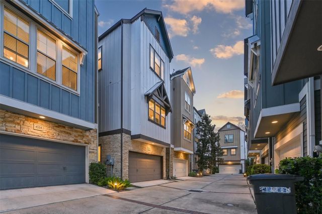 4530 Eli St — Patterson Grove
