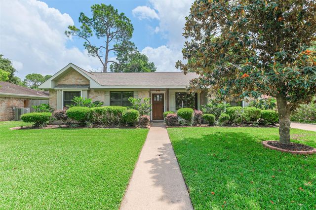 12807 Westleigh Dr — Ashford West
