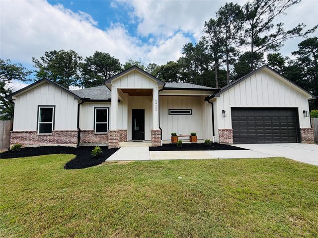 6422 Sugar Bush Dr — Westwood