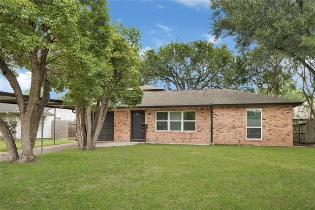 3809 Sherbrooke Rd — Parkwood Sec 01