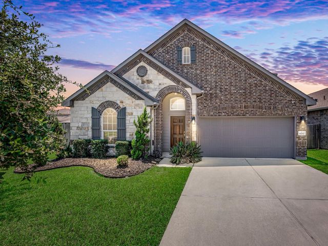 8707 W Crescent Lake Cir — Goose Creek Landing