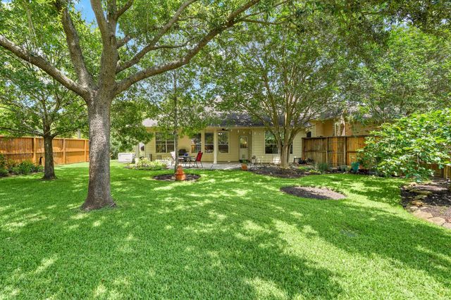 25202 Glen Holly Ln — Heritage Grand