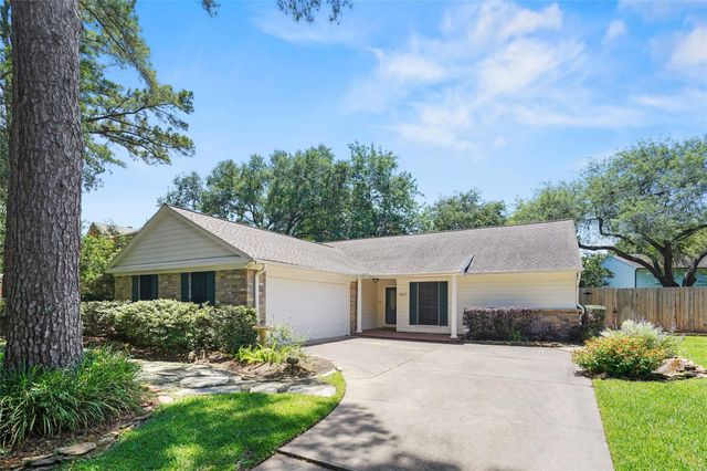8327 Hot Springs Dr — Copperfield Middlegate Village