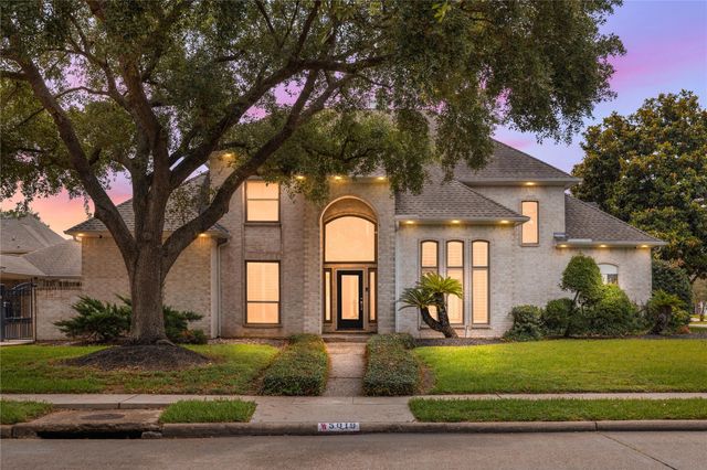 5019 Baywood Dr — Baywood Oaks Sec 01