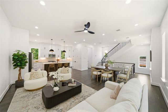 5024 Winnetka St D — Winnetka Vista