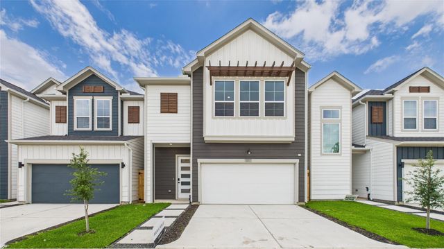 5812 Highland Sky Ln — Mansfield Square