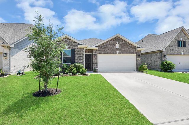 2819 Painted Sunrise Trl — Bayou Oaks/West Orem Sec 8