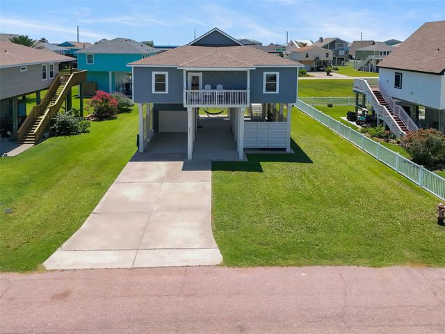 22811 Miramar St — Terramar