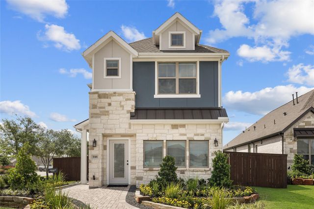 9450 Garden Gate Drive — Sienna