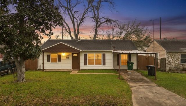 3325 Mccrarey Dr — Garden City Park Sec 02