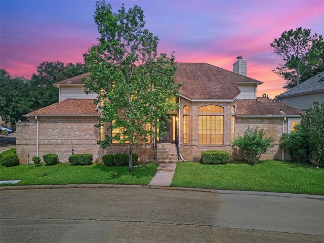 12929 Kingsbridge Ln — Lake At Stonehenge