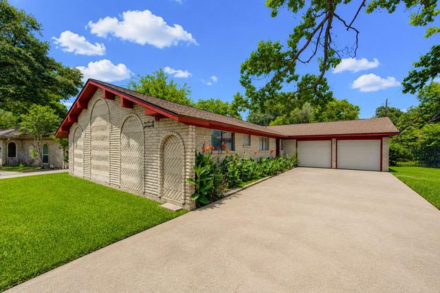 2015 Mardel Ct — Ashford South