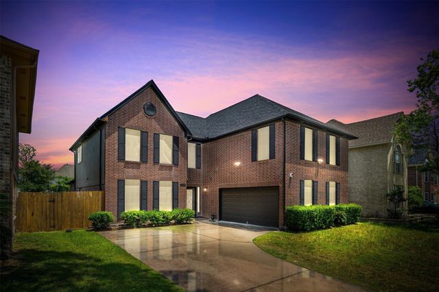 5702 W Vistaglen Loop — Charlestown Colony Sec 02
