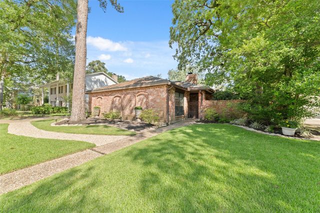 5930 Old Lodge Dr — Greenwood Forest Sec 01