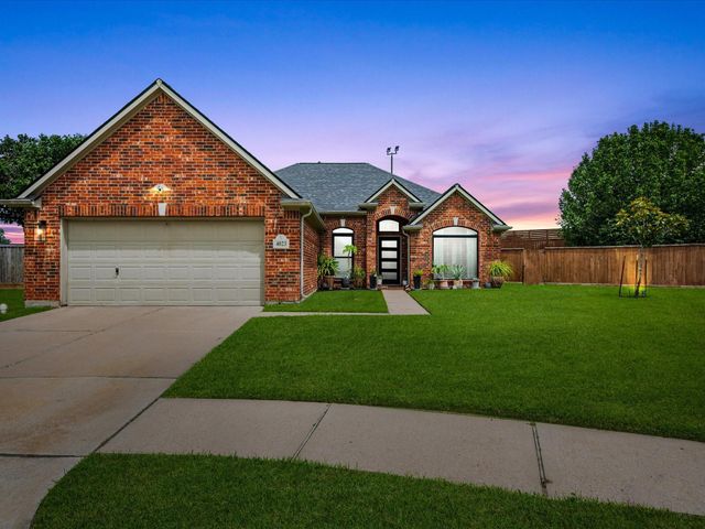 4023 Tigris Ridge Dr — Westfield