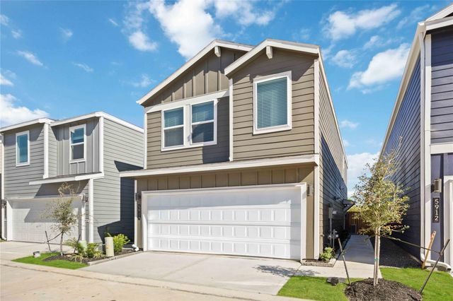 5930 Manning Oaks St — Mansfield Estates
