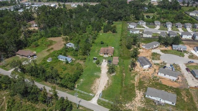 17383 Old Highway 105 E — PEEBLES RICHARD A414 TRACT