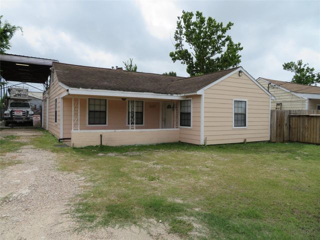 3135 Golfcrest Blvd — Carter Anna Acreage