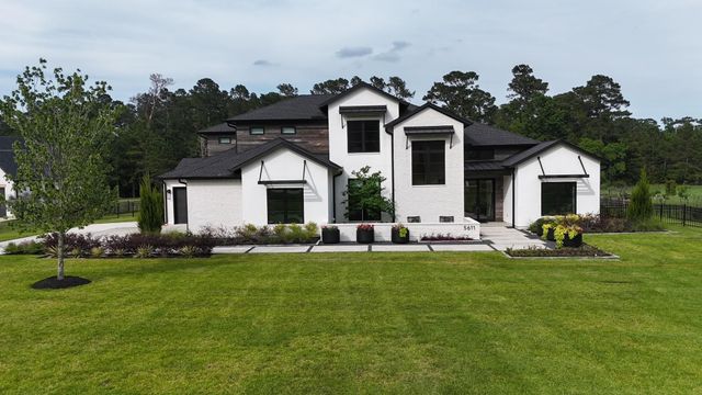 5611 N Ossineke Dr — Benders Landing Estates 05