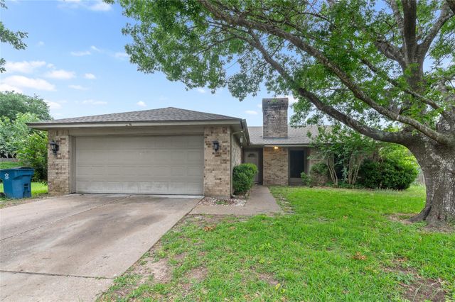 7935 Yellow Pine Dr — Woodland Oaks Sec 04