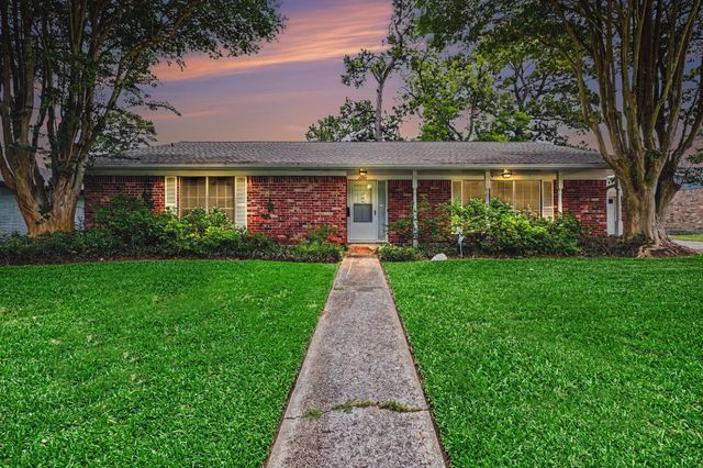 2208 Wyoming St — Southwest Sec 01