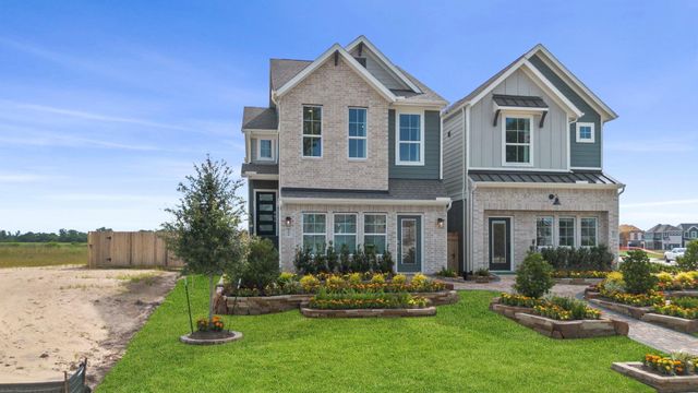 9417 Autumn Vale Drive — Sienna