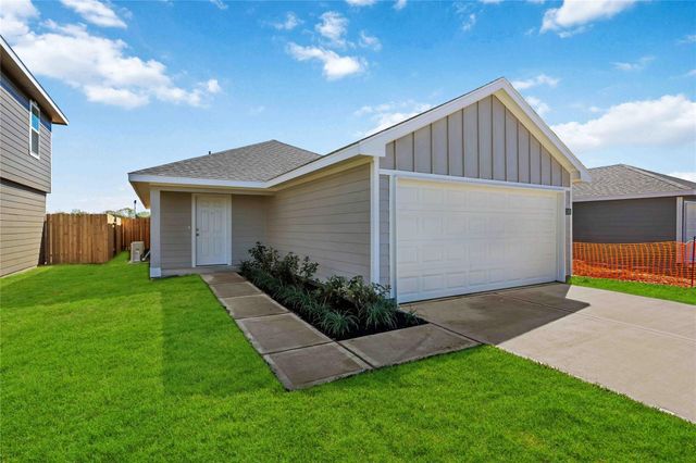 12924 Ami and Tami Pl — Legacy Village
