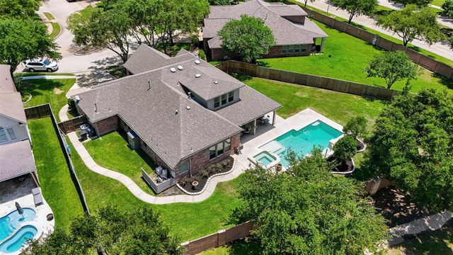 8118 Prairie Sage Dr — Long Meadow Farms