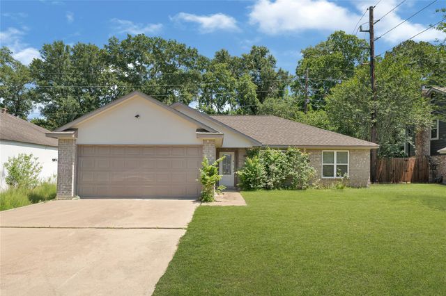 4814 Pine Cliff Dr — Bear Creek Village Sec 07