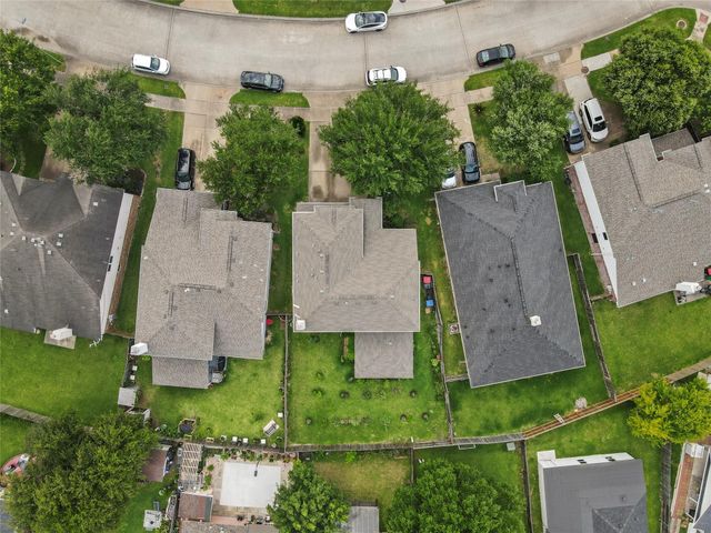 7611 Clarendon Bend Ln — Twin Oaks Village Sec 6