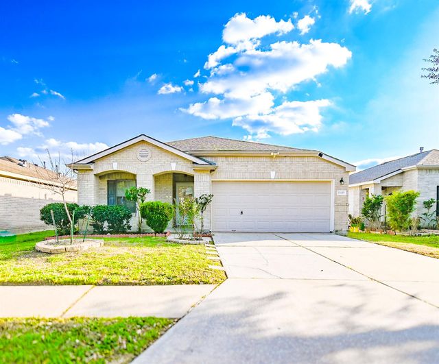 15639 Western Skies Dr — Blue Crk Sec 04