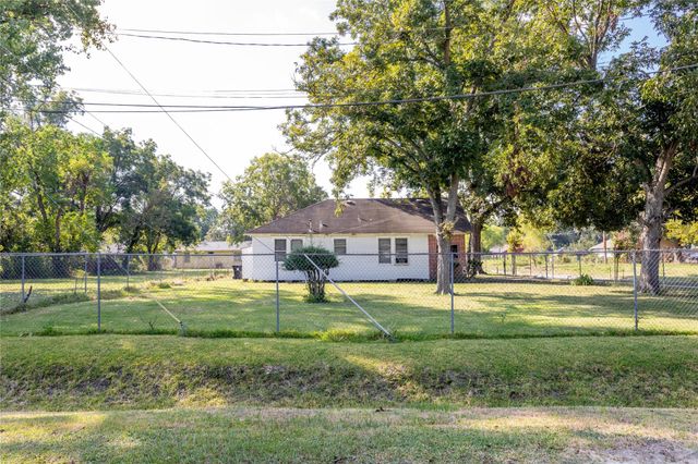 9010 Wheatley St — Highland Heights Annex Sec 09