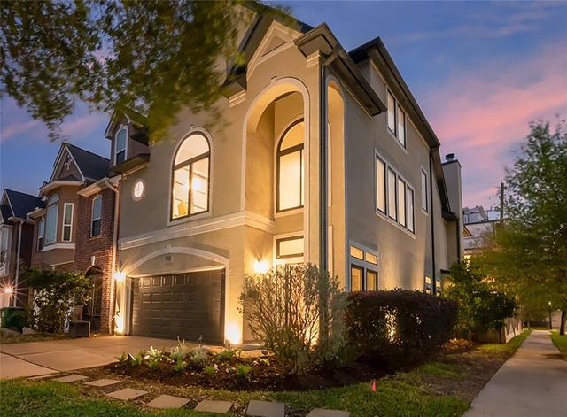 5335 Fairdale Ln — Lamar Terrace