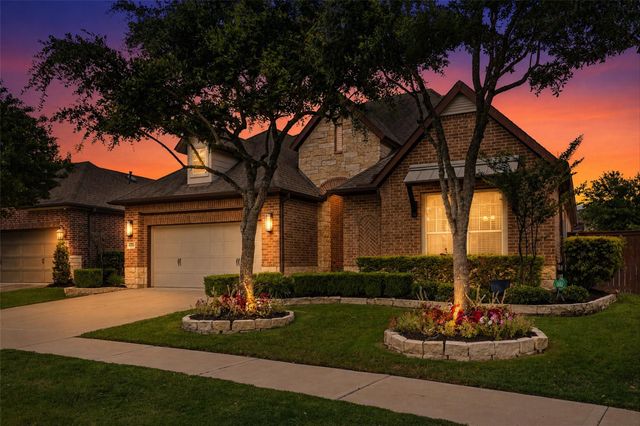 6710 Pioneer Trl — Cane Island