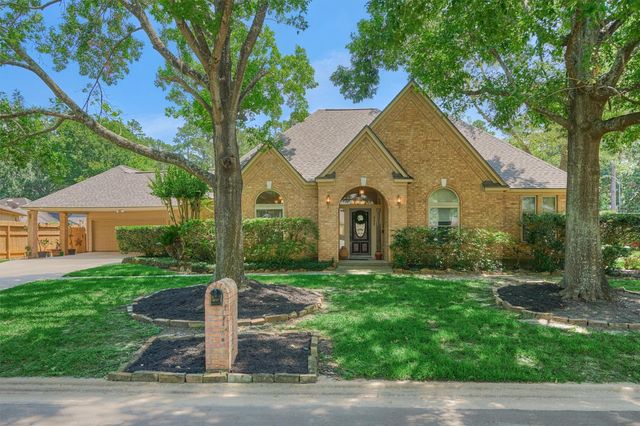 423 Pine Edge Dr — Champion Lake 01