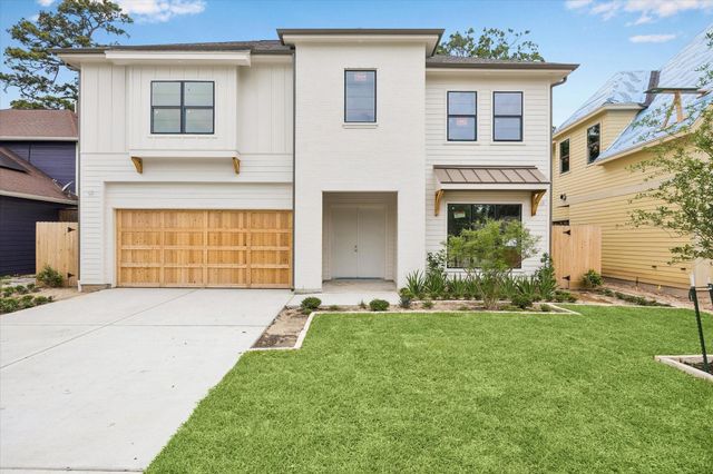 1514 Chantilly Ln — Oak Forest