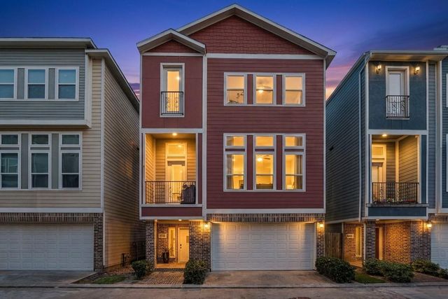 2108 Oatfield Dr — Fisher Ests/Oak Forest