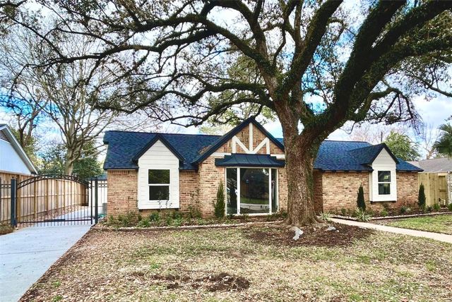 2511 Briarpark Dr — Briargrove Park Sec 01