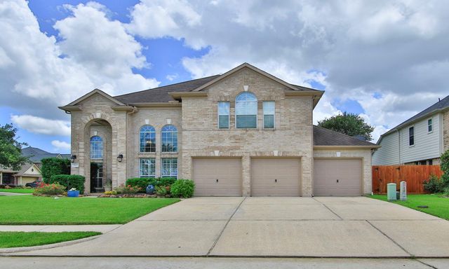 2107 N Silverthorn — Twin Oaks Sub Sec 1 2004