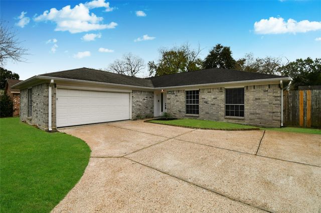 22603 Deville Dr — West Memorial Sec