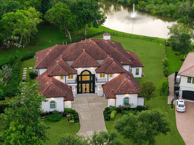 19 Sanctuary Trail — Sienna