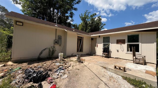 9621 Dogwood Ln — Dogwood Acres U/R