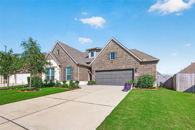 2207 Carrol Creek Dr — Stonecreek Estates