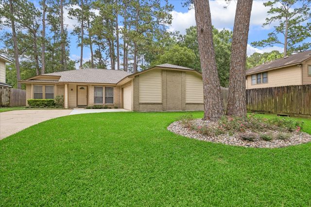 5106 Village Springs Dr — Elm Grove