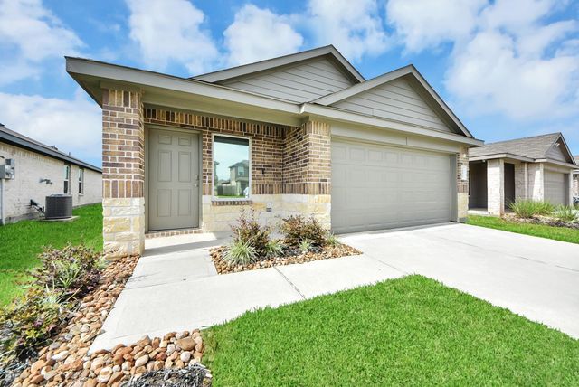 24435 Saddlestone Green Dr — Breckenridge East