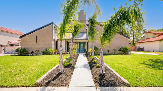 16406 Brook Forest Dr — Brook Forest